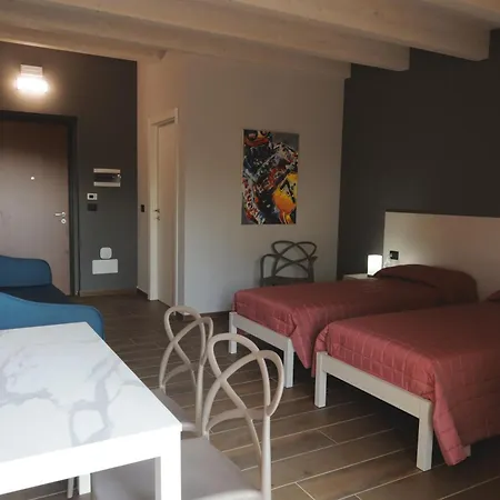 Montecarlo 여관 토르토나